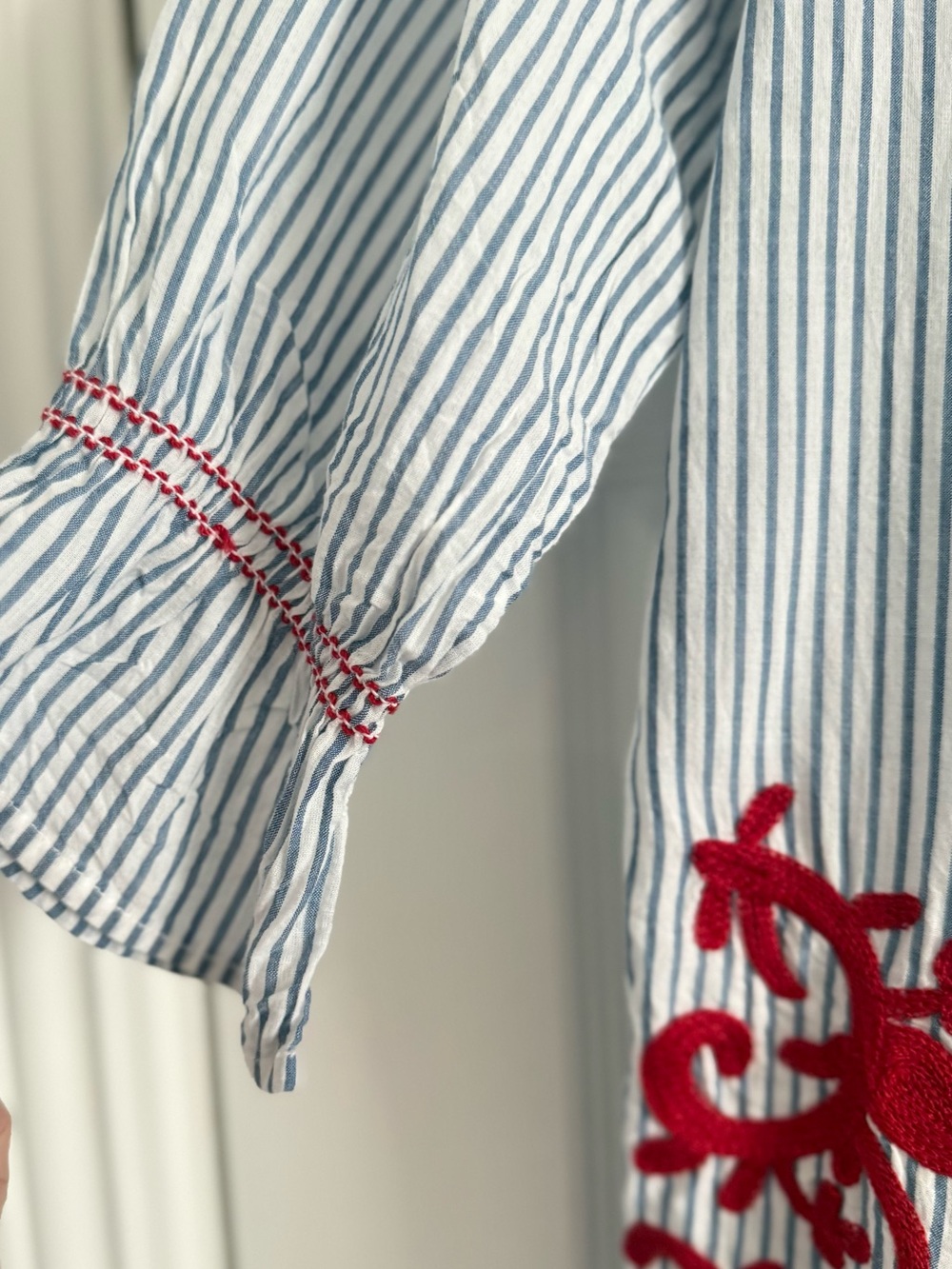 🌻 Westport Striped Top with Red Embroidery Medium - Picture 6 of 8